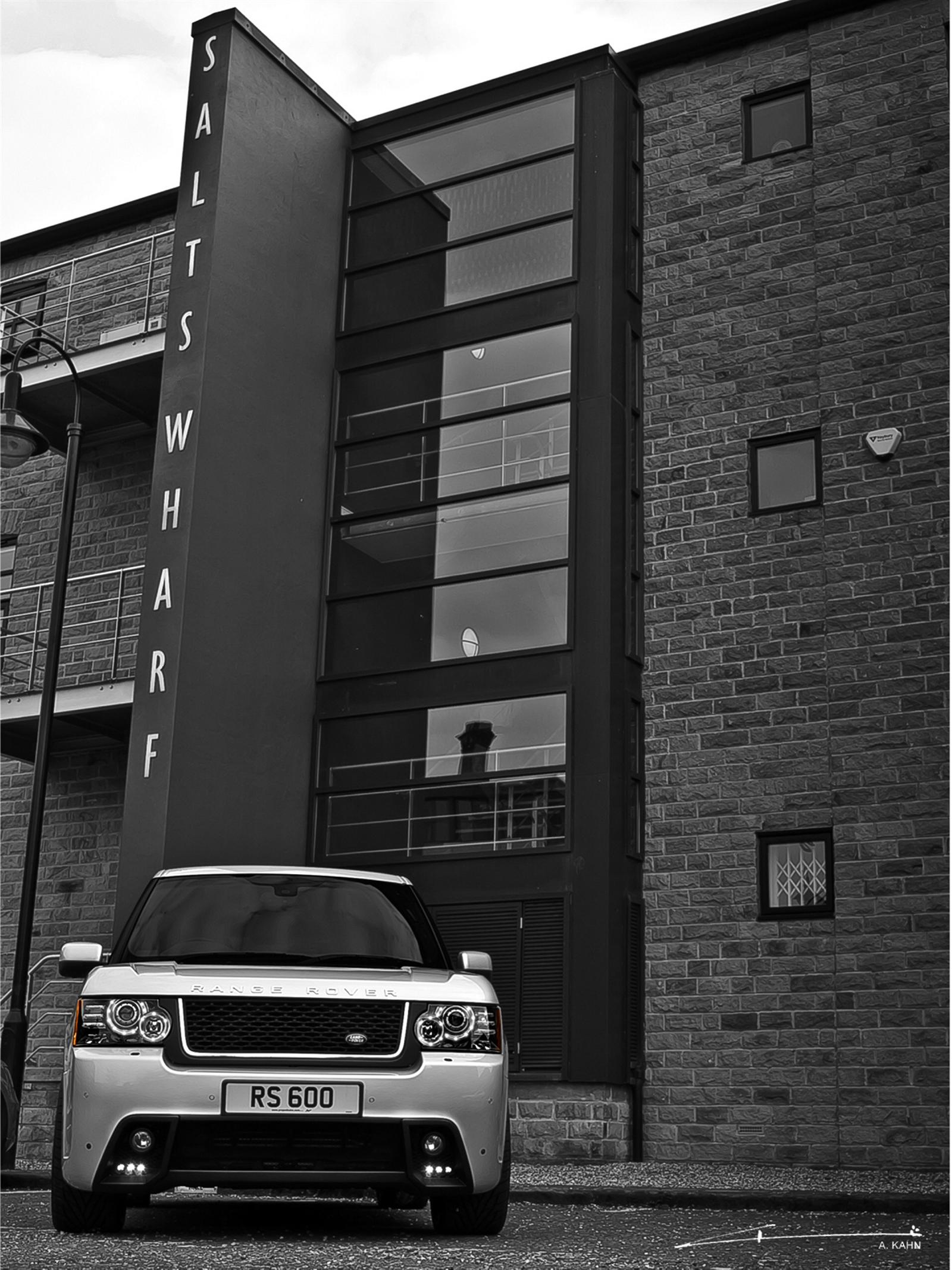 2011 A Kahn Range Rover 5.0 Cosworth Autobiography
